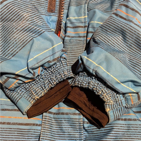 Gusto kids winter jacket size 4 - Picture 3 of 6